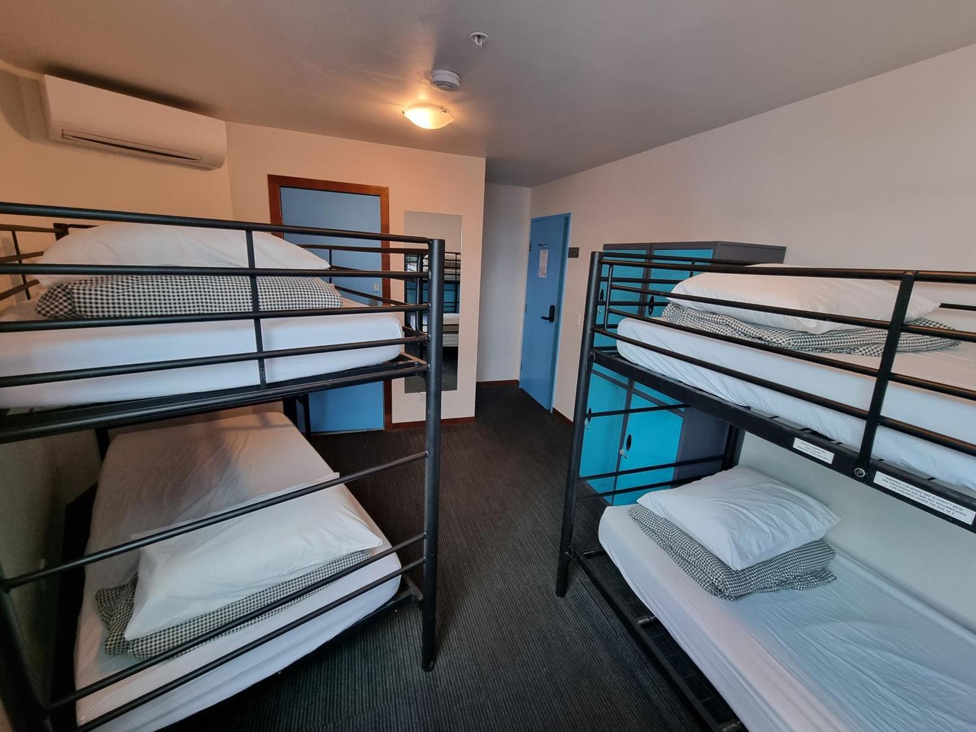 Nomads St Kilda Hostel - Melbourne — Fotos 1